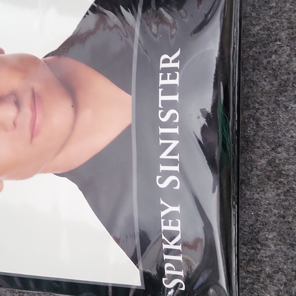 Spirit Vibrant Green Costume Wig - Picture 3 of 4